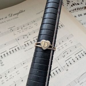 Goldtone Heart D nitial Ring 6.5